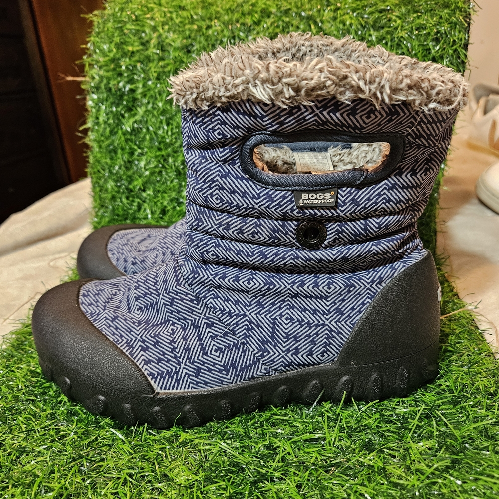 Bogs B-Moc Wool Unisex size 37 eu womens 6 Insulated Boots